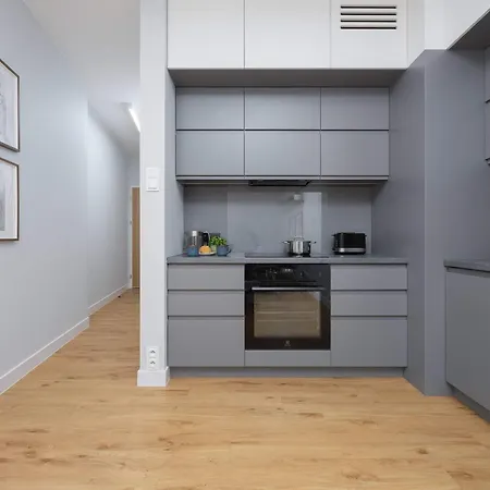 Apartment Modern With Air Conditioning And Parking Near The Pge Stadium In By Renters Warsaw